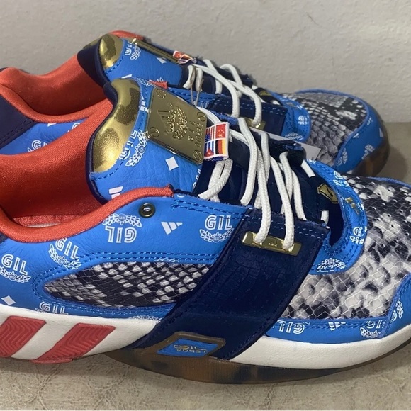 NEW ADIDAS AGENT GIL RESTOMOD Size 8 sneakers are new without box, please see pi